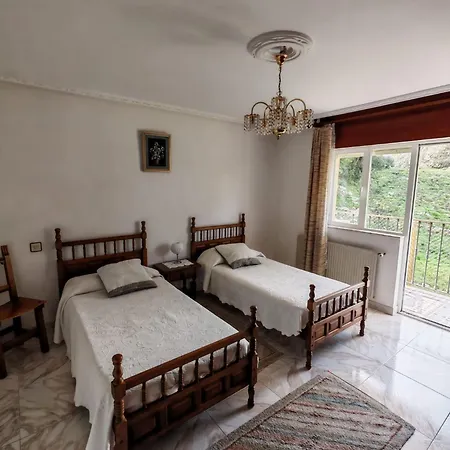 Apartment Con Jardin *