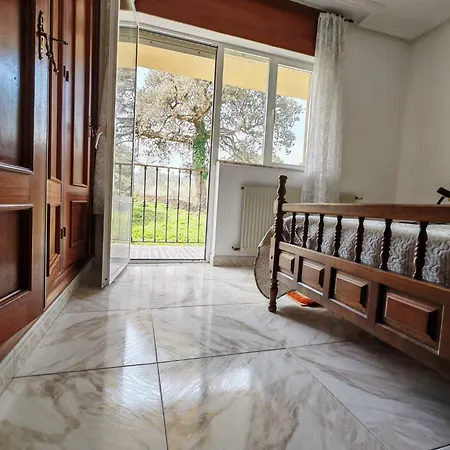 Apartment Con Jardin *